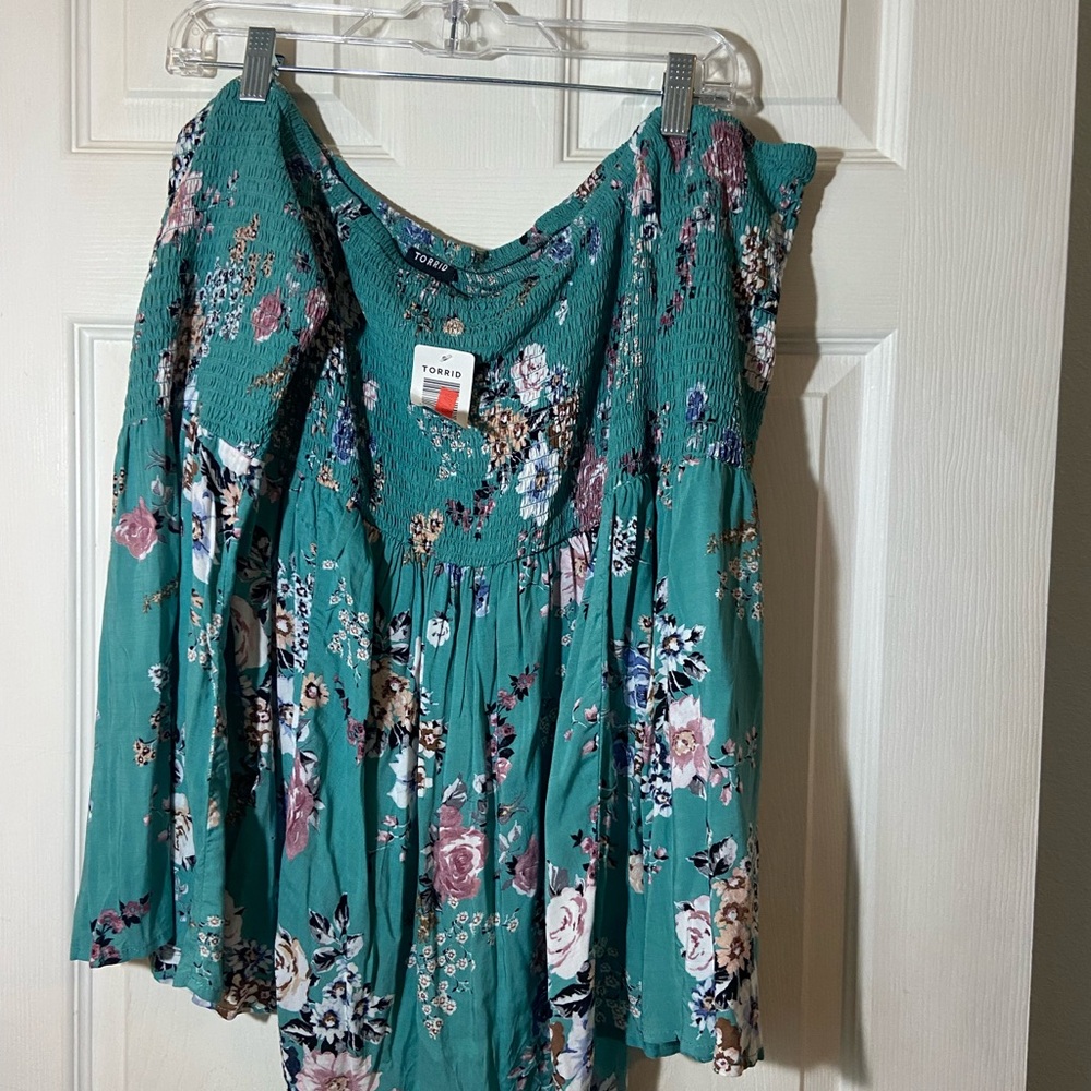 Torrid Floral Top Sz 2